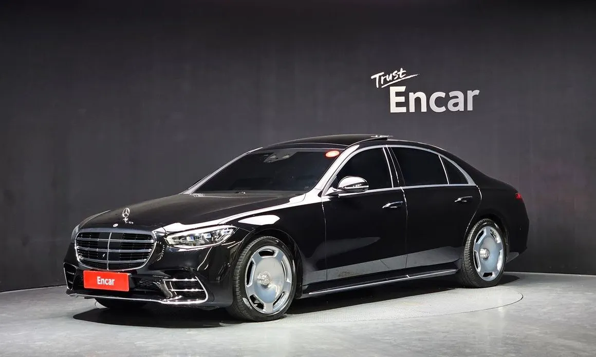 Mercedes-Benz S-Class — фото 1