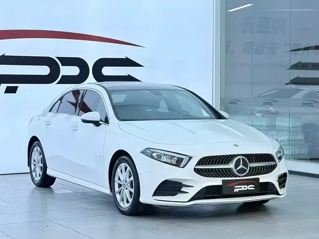 Mercedes-Benz A-Class — фото 8