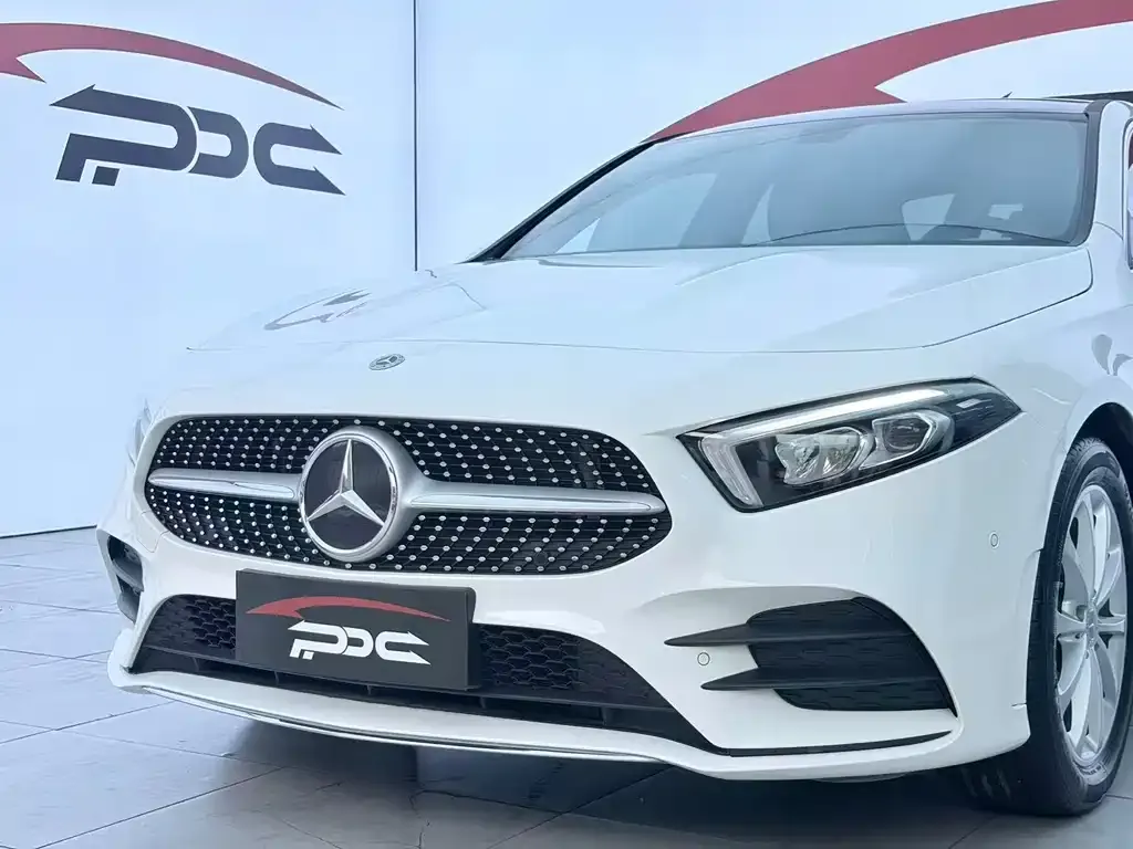Mercedes-Benz A-Class — фото 9