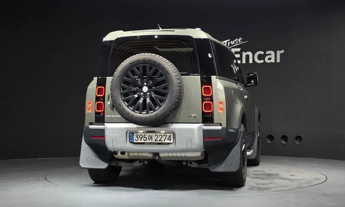 Land Rover Defender — фото 8