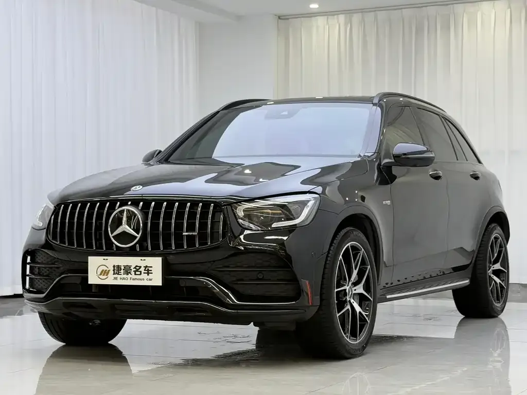 Mercedes-Benz GLC AMG — фото 1