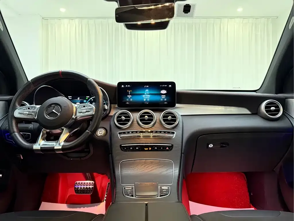 Mercedes-Benz GLC AMG — фото 4