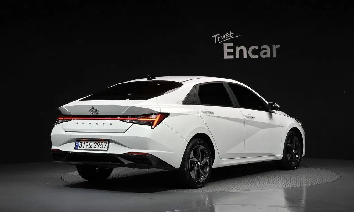Hyundai AVANTE — фото 5