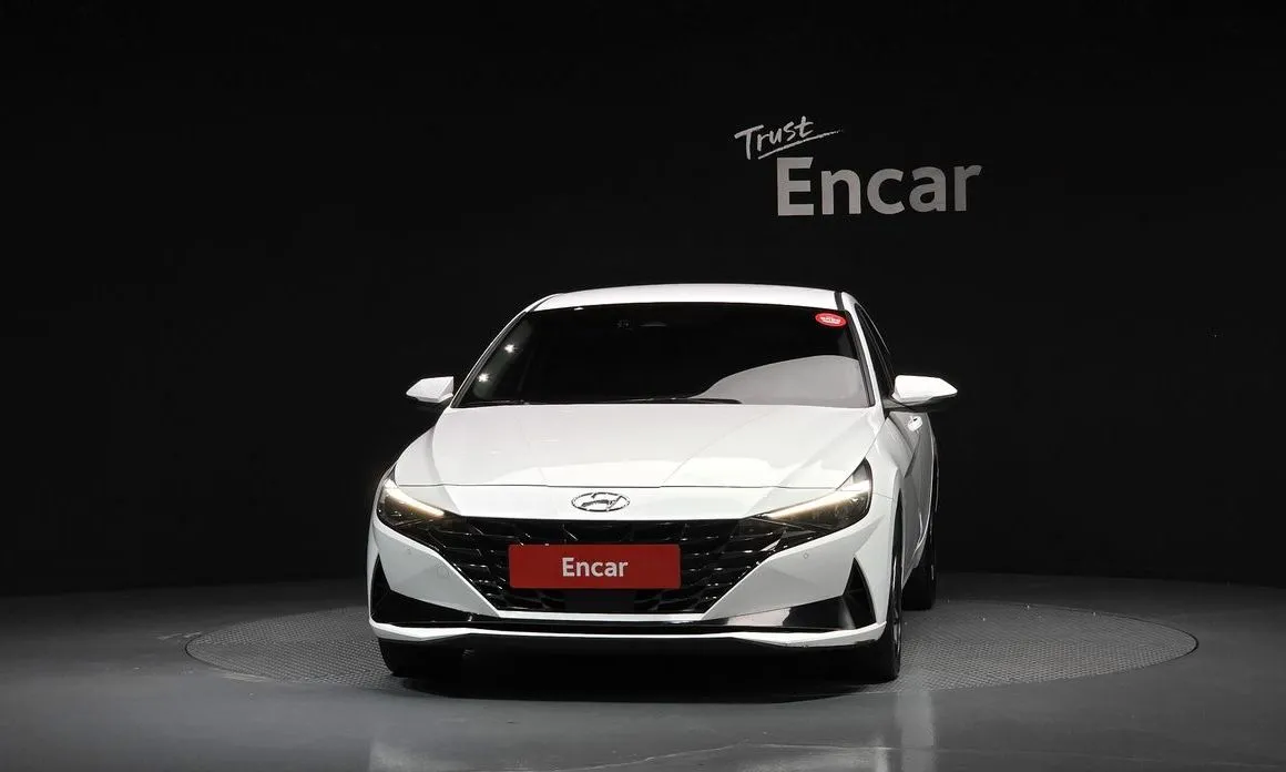 Hyundai AVANTE — фото 3