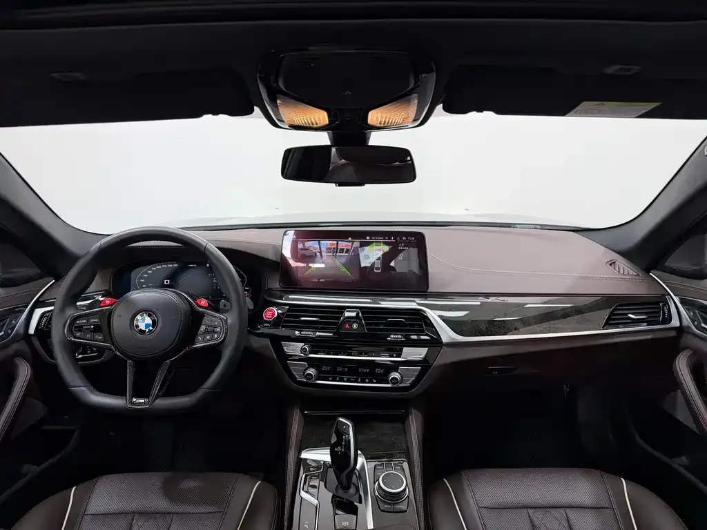 BMW 5 Series — фото 2