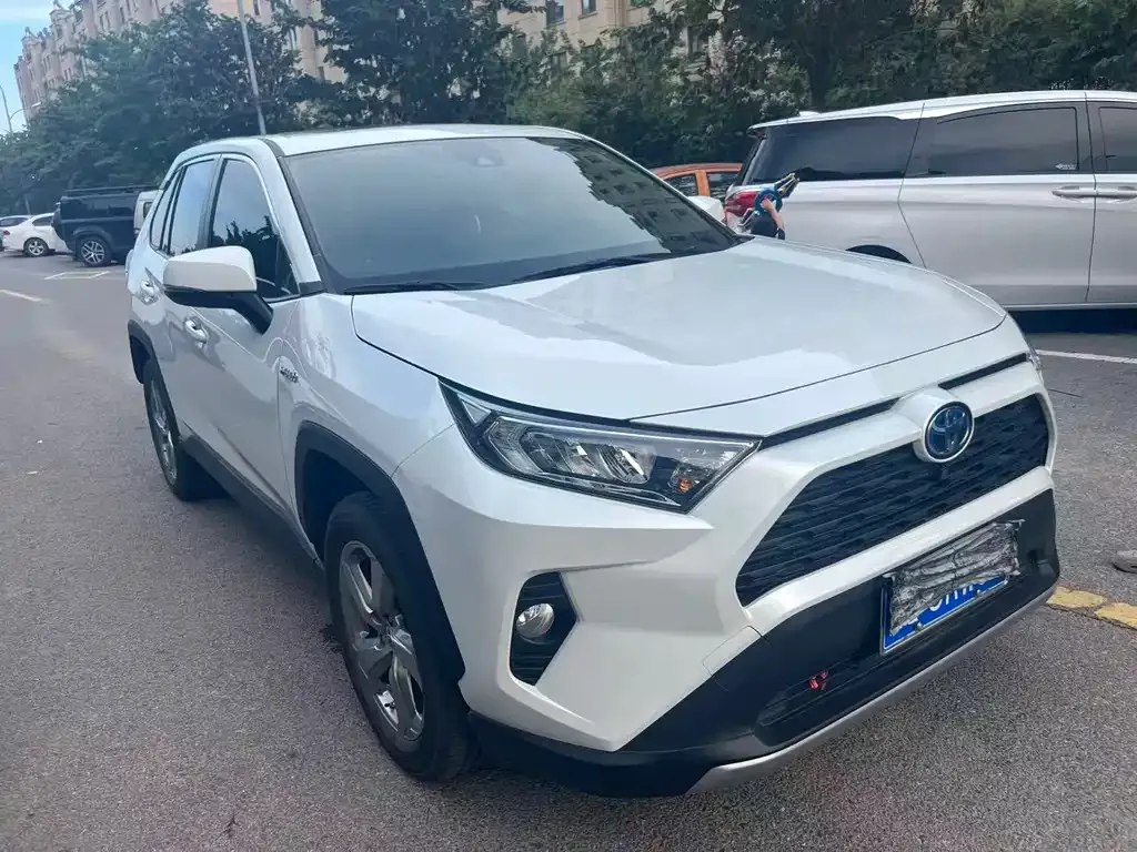 Toyota RAV4 Prime — фото 7