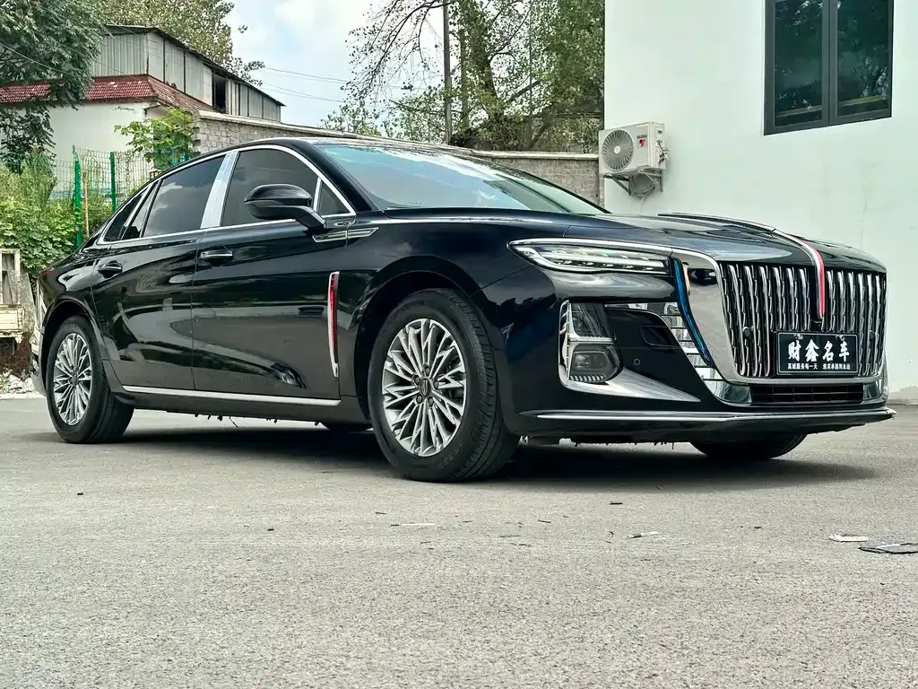 Hongqi H5 — фото 10