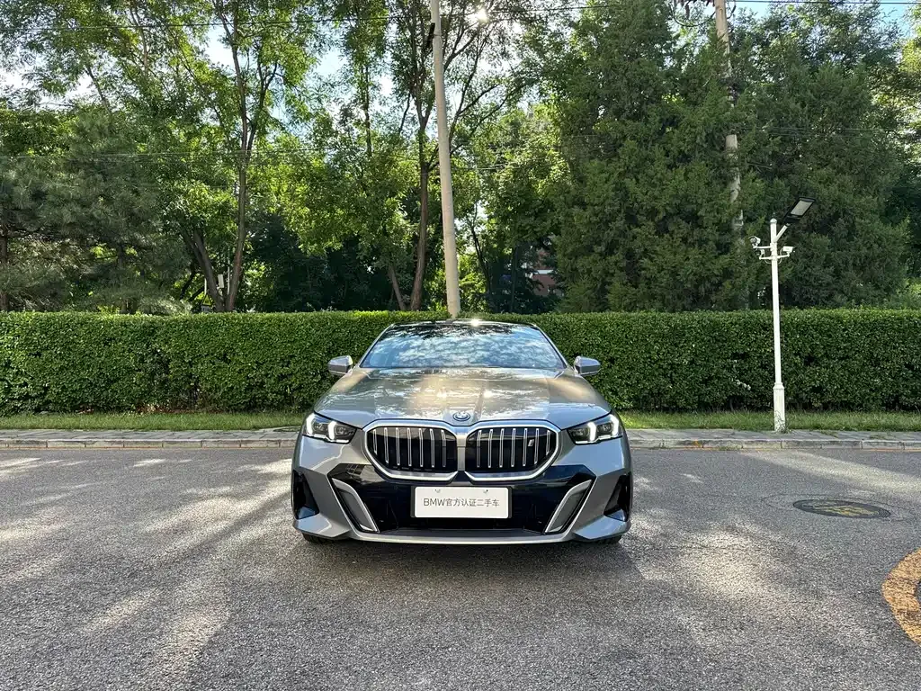 BMW i5 — фото 9