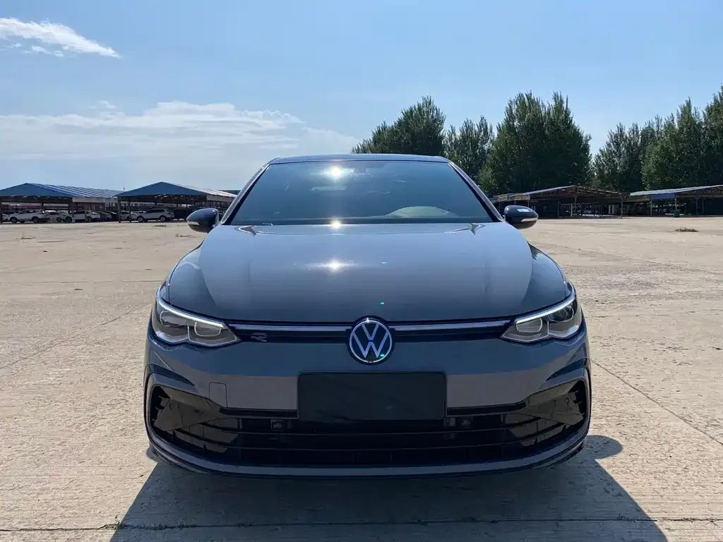 Volkswagen Golf — фото 6