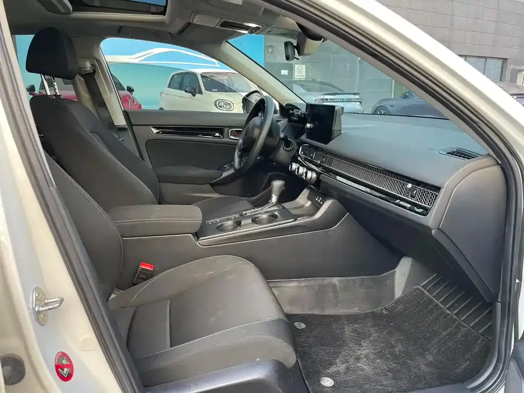 Honda Civic — фото 7