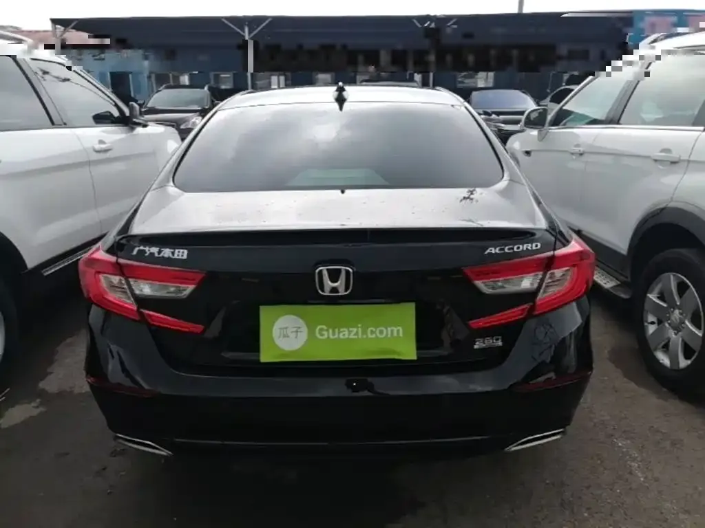 Honda Accord — фото 4