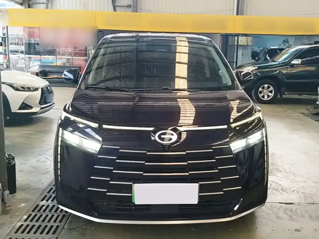 GAC Motor 传祺E8 PHEV — фото 3