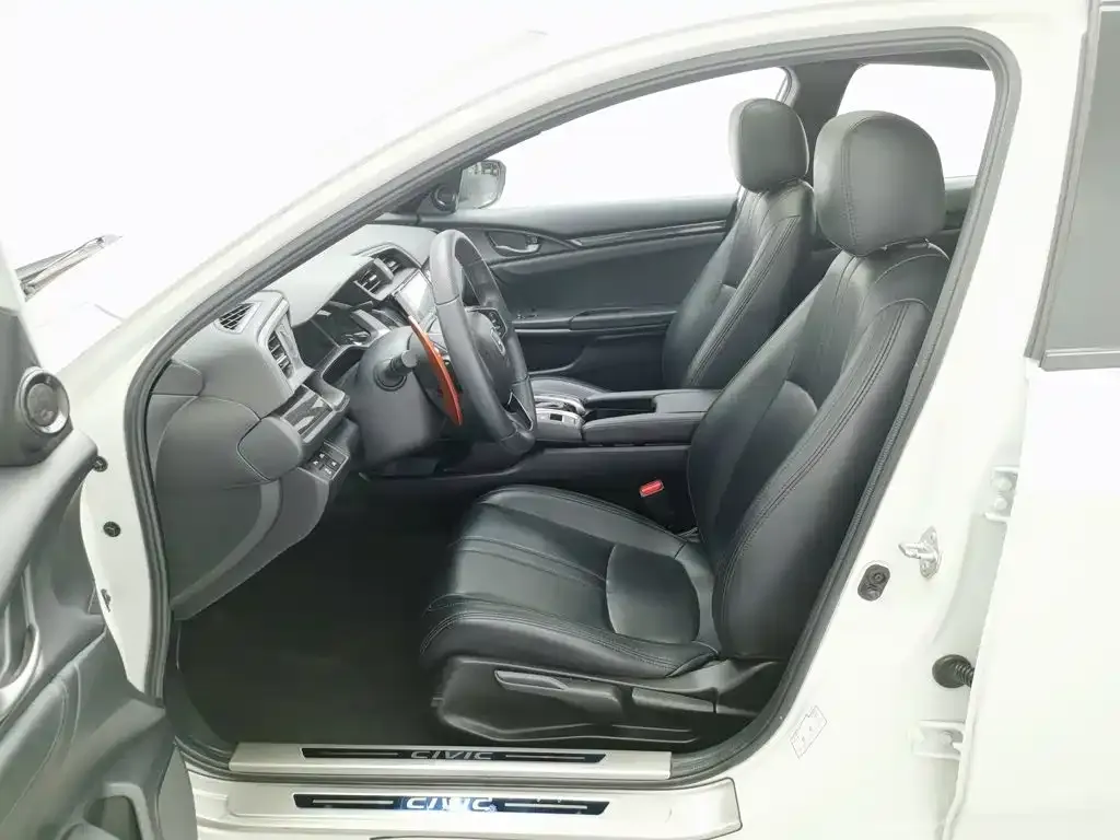 Honda Civic — фото 8