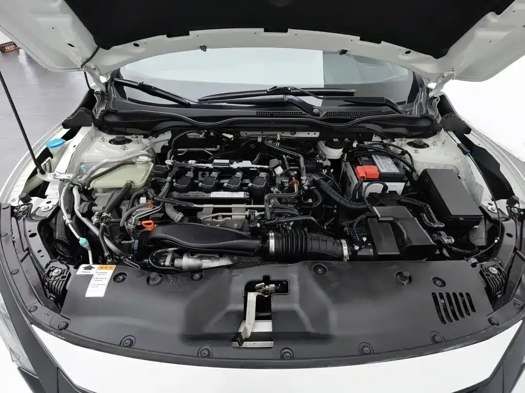 Honda Civic — фото 10