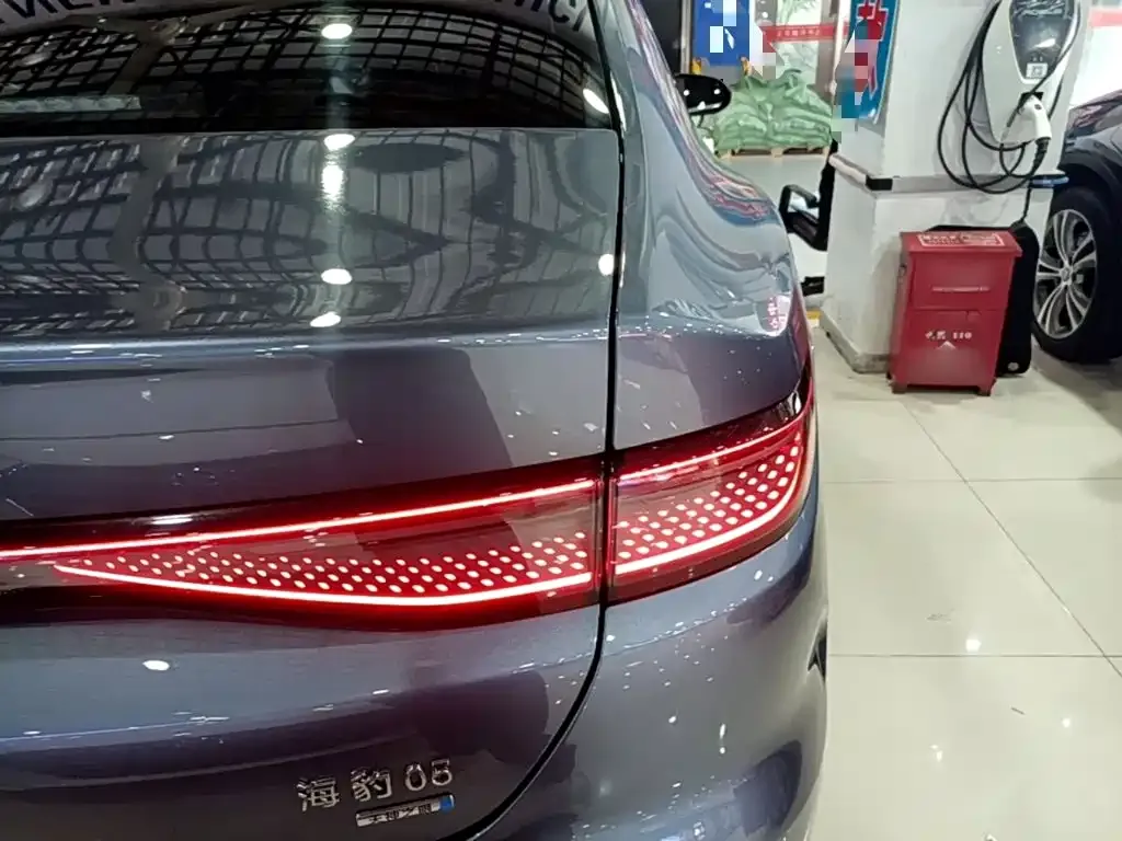 BYD Seal 05 DM-i — фото 6