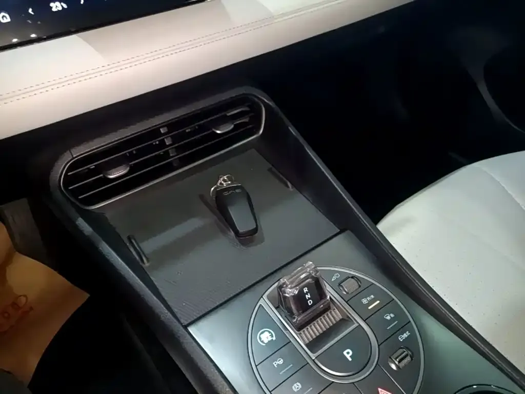 BYD Seal 05 DM-i — фото 2