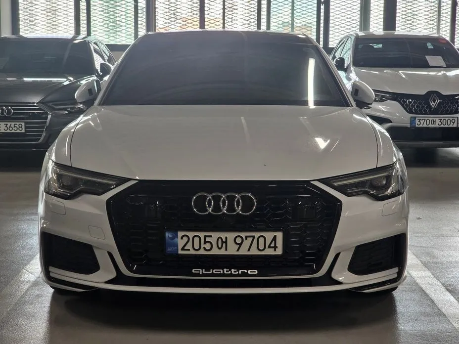 Audi A6 — фото 1