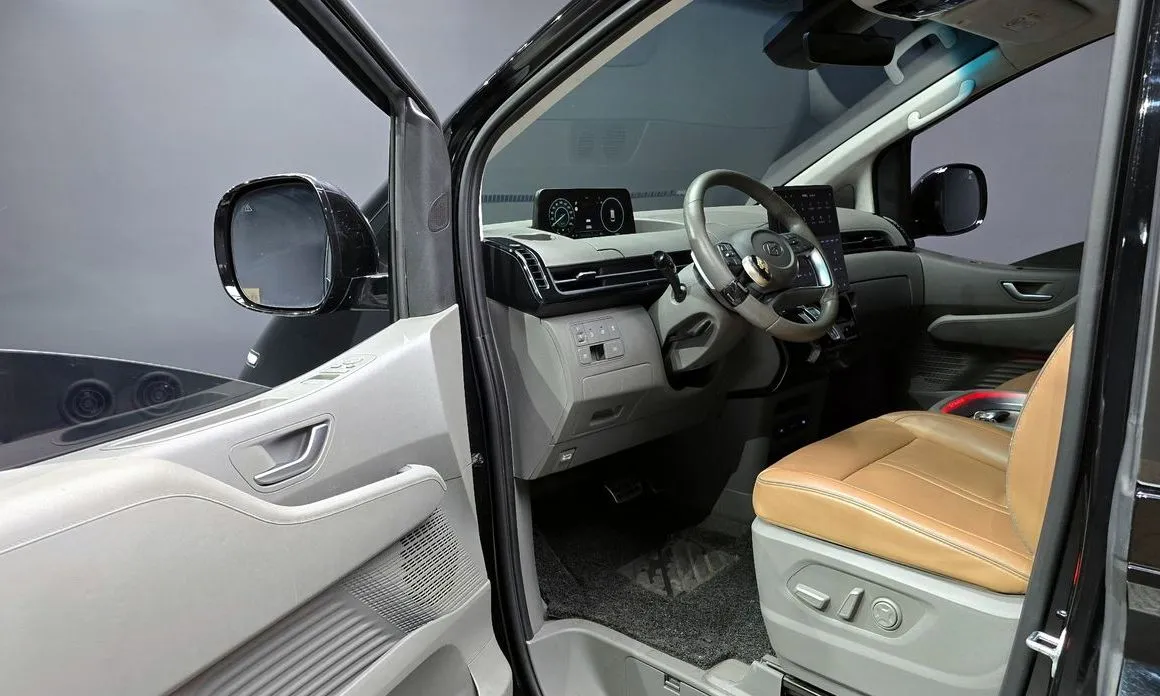 Hyundai Staria — фото 7