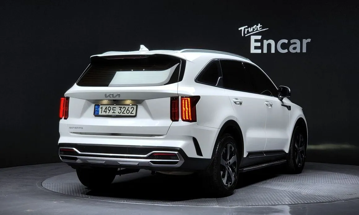 Kia Sorento — фото 4