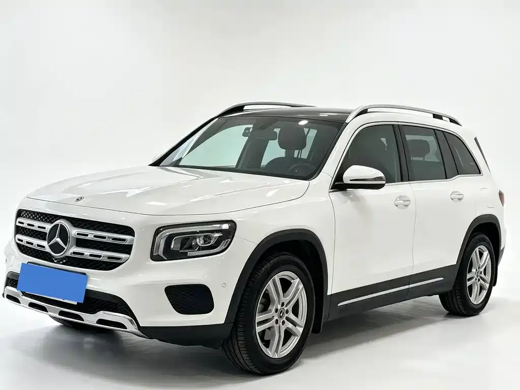 Mercedes-Benz GLB — фото 1
