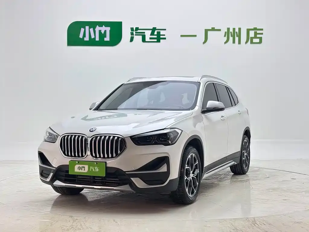 BMW X1 — фото 1