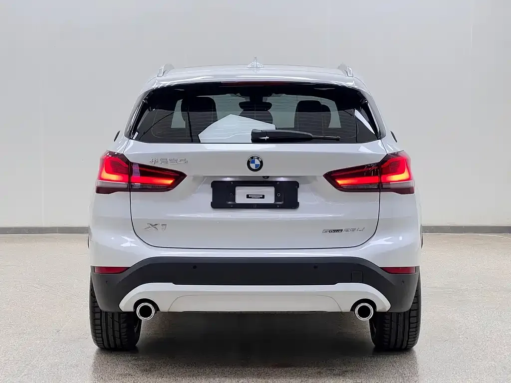 BMW X1 — фото 4