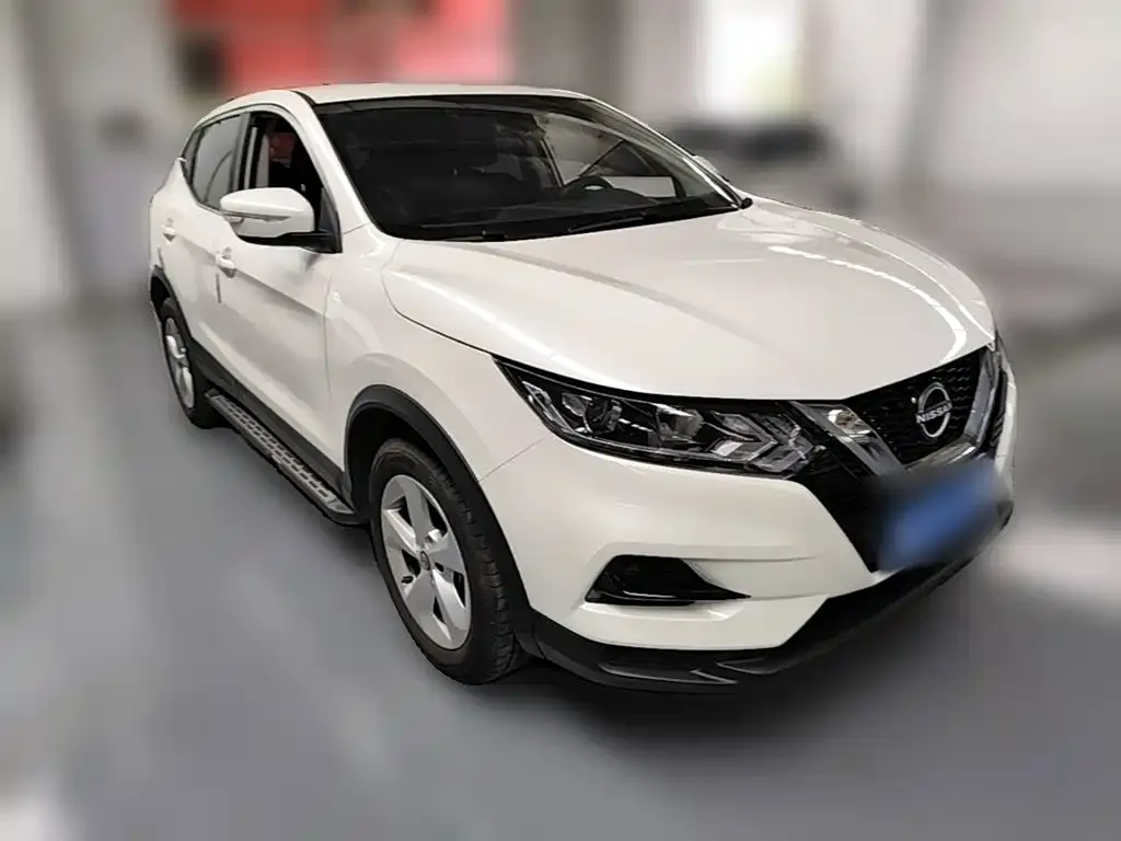 Nissan Qashqai — фото 7