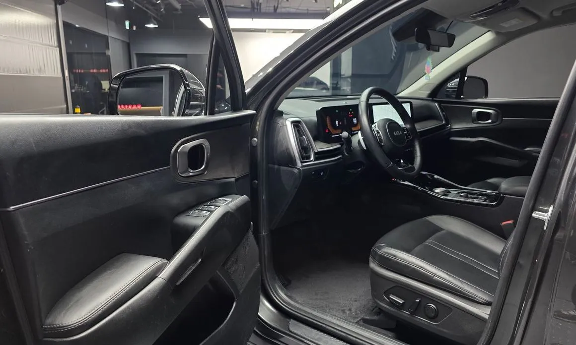 Kia Sorento — фото 8