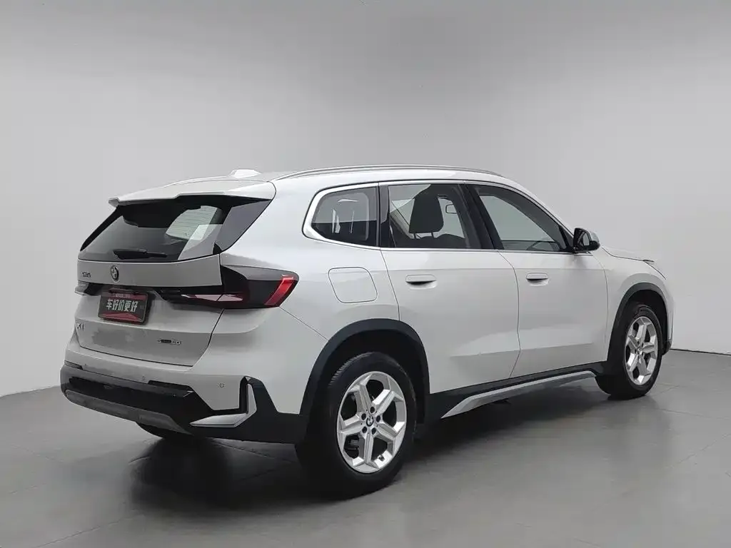 BMW X1 — фото 4
