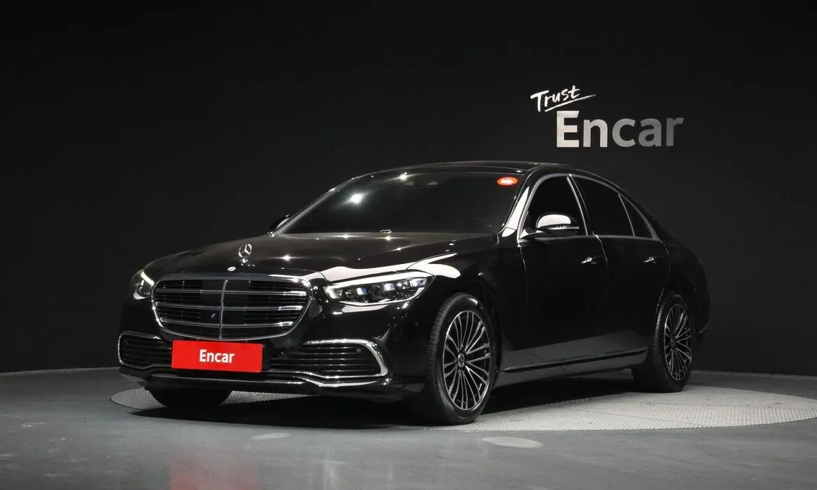 Mercedes-Benz S-Class — фото 1