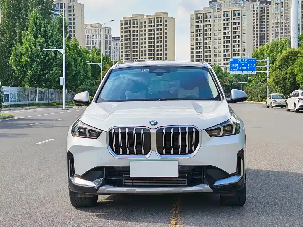 BMW X1 — фото 3