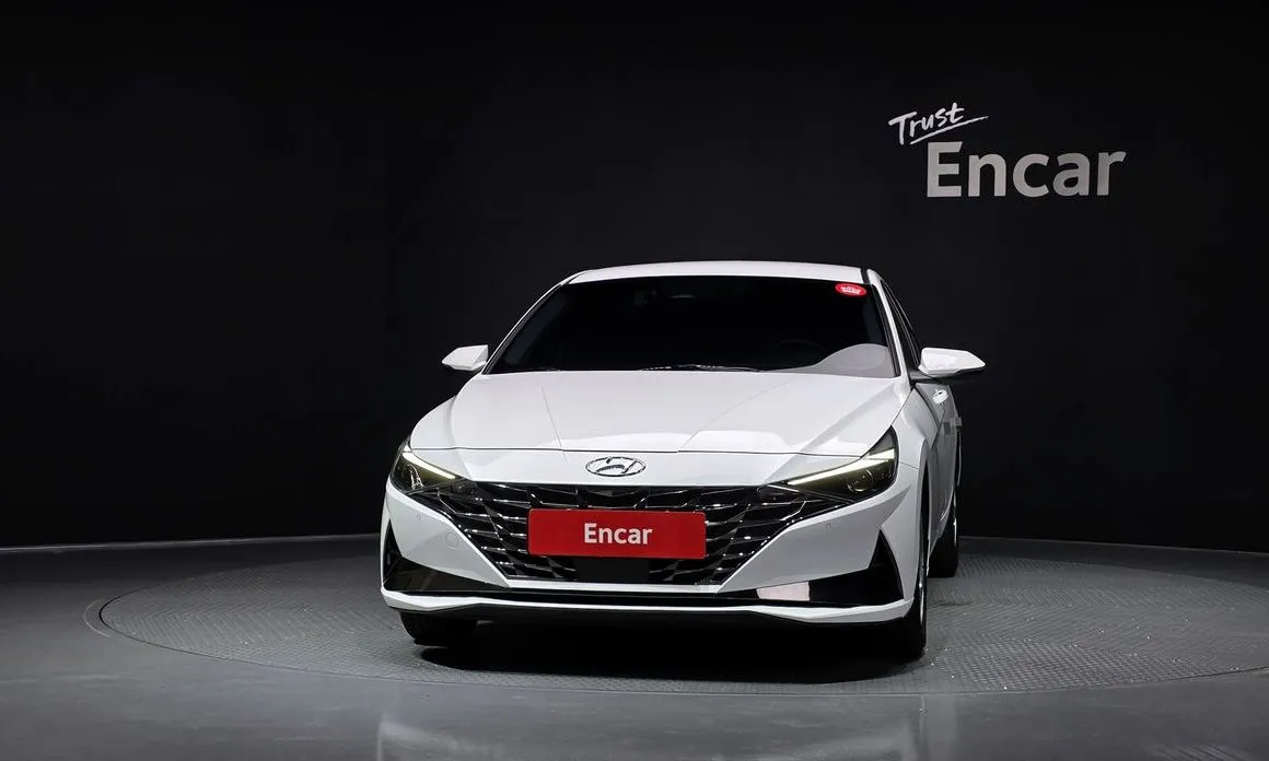 Hyundai AVANTE — фото 2
