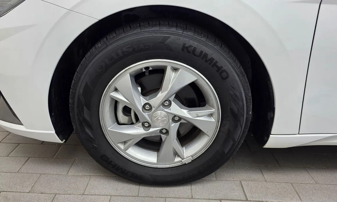 Hyundai AVANTE — фото 10