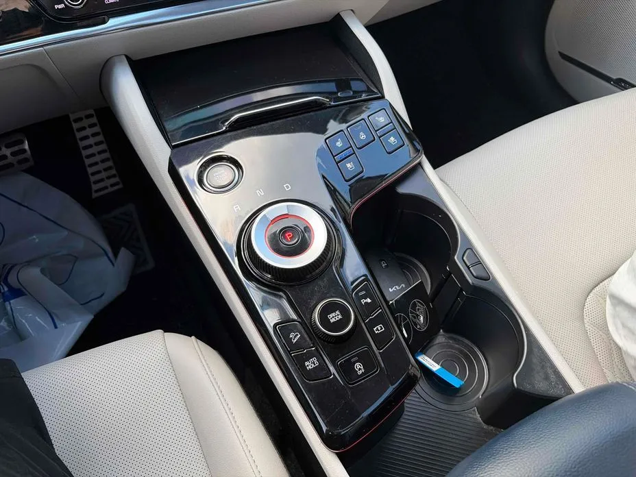 Kia Sportage — фото 5