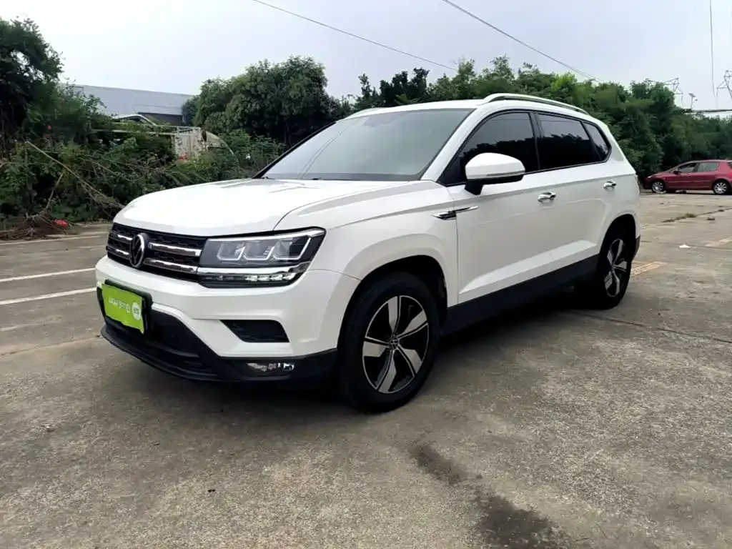 Volkswagen Tharu — фото 1