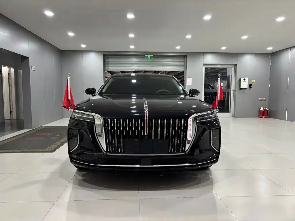Hongqi H9 — фото 2