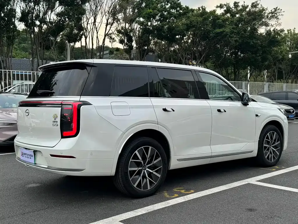 GAC Motor Trumpchi S9 — фото 5