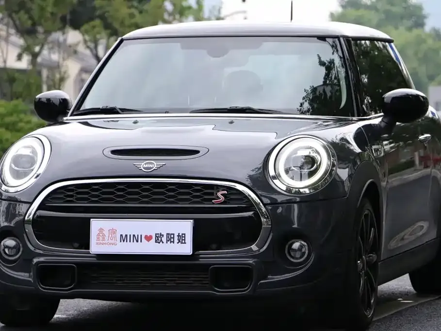 MINI Cooper (3-door) — фото 1