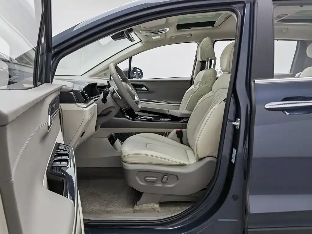 Hyundai Custo — фото 6