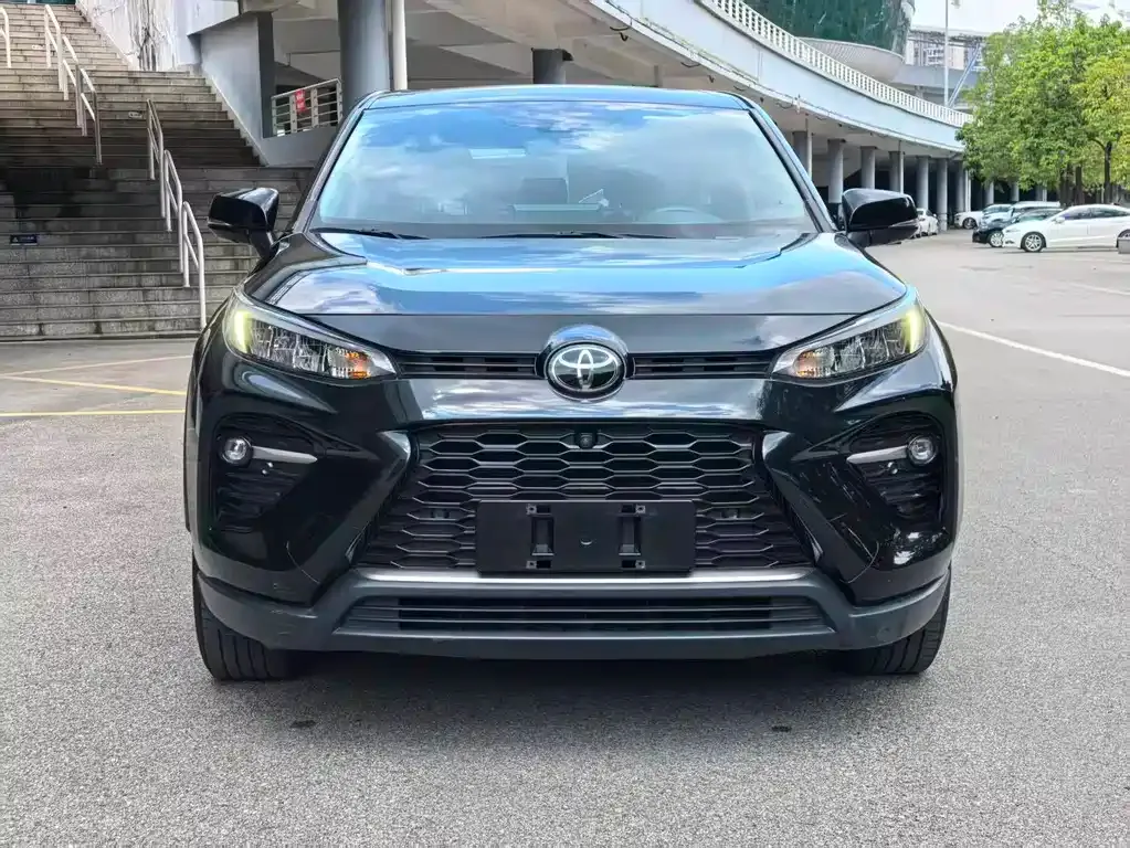 Toyota Wildlander — фото 8