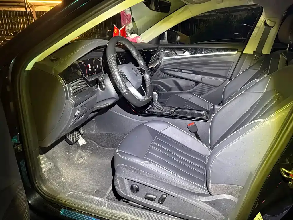 Volkswagen Passat — фото 6