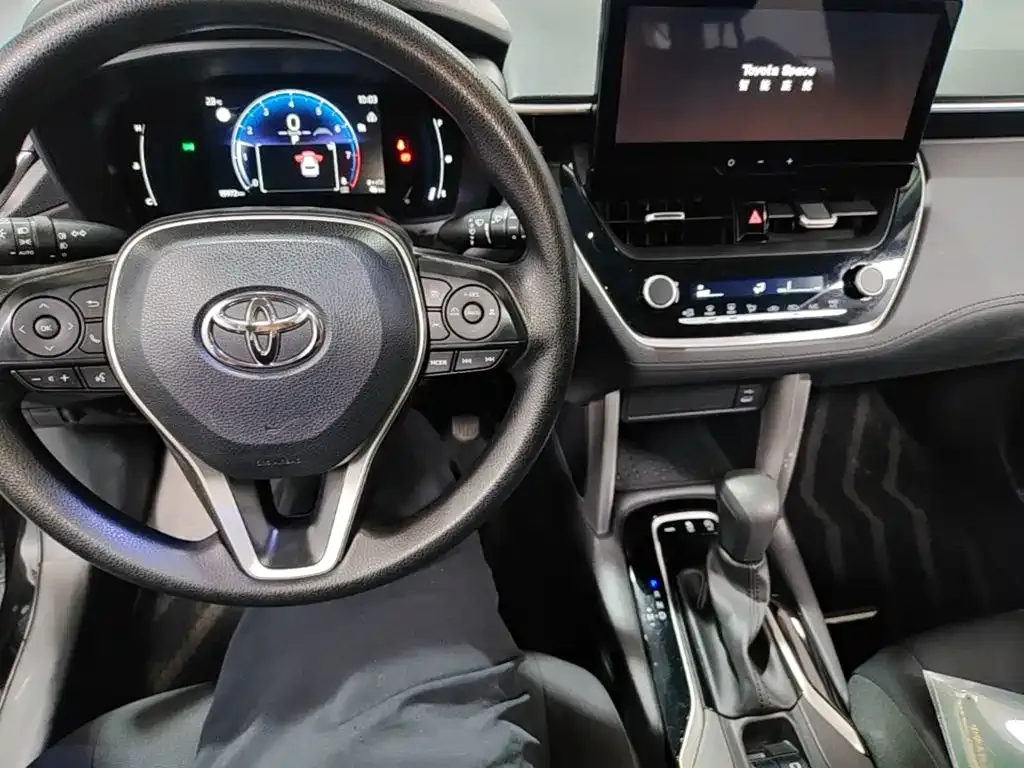 Toyota Corolla Cross — фото 6