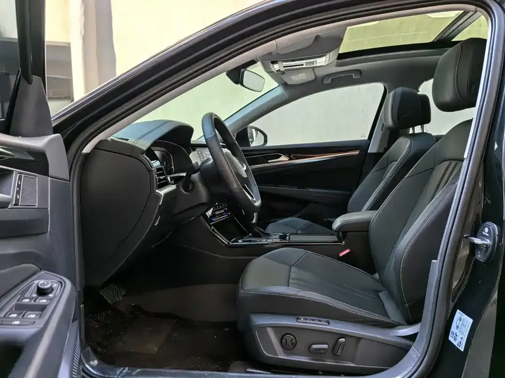 Volkswagen Passat — фото 2