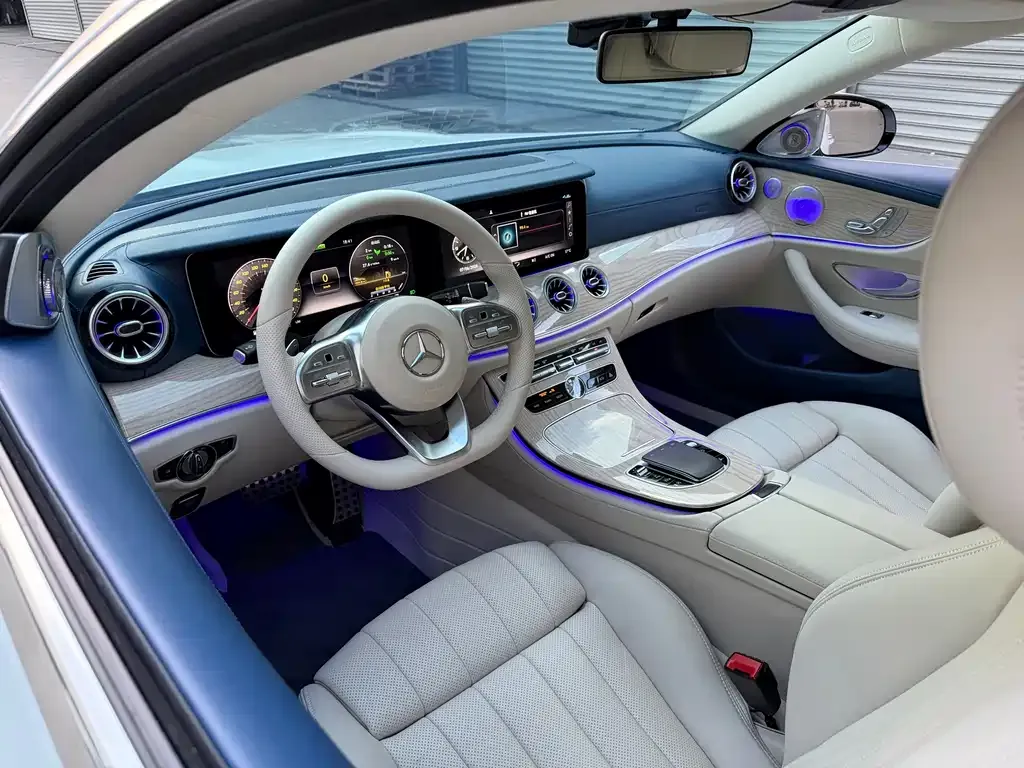 Mercedes-Benz E-Class (Import) — фото 4