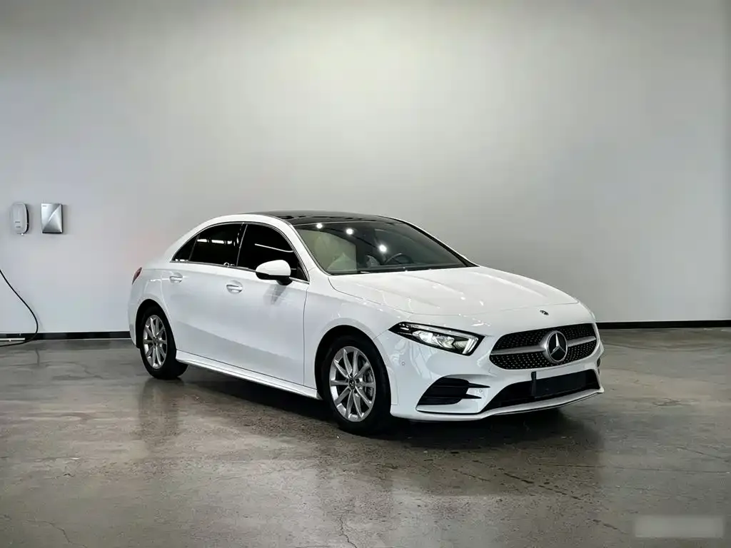 Mercedes-Benz A-Class — фото 7