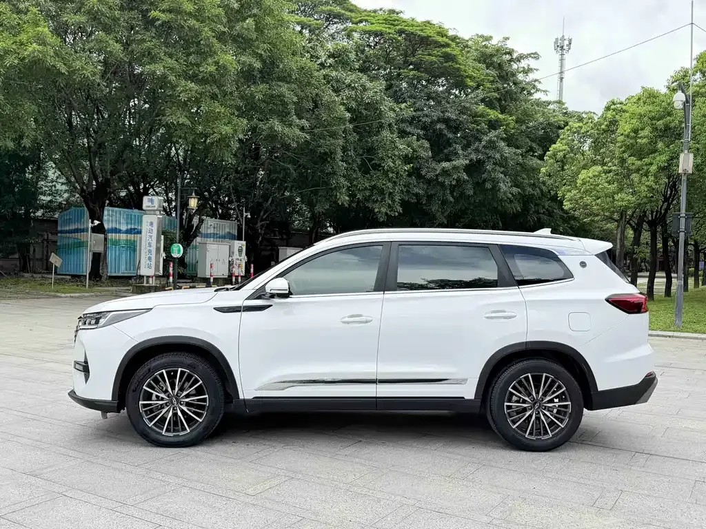 Chery Tiggo 8 PRO — фото 8