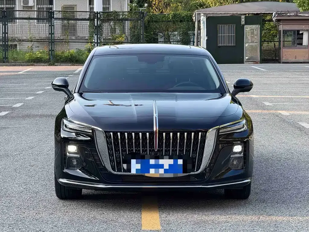 Hongqi H5 — фото 10