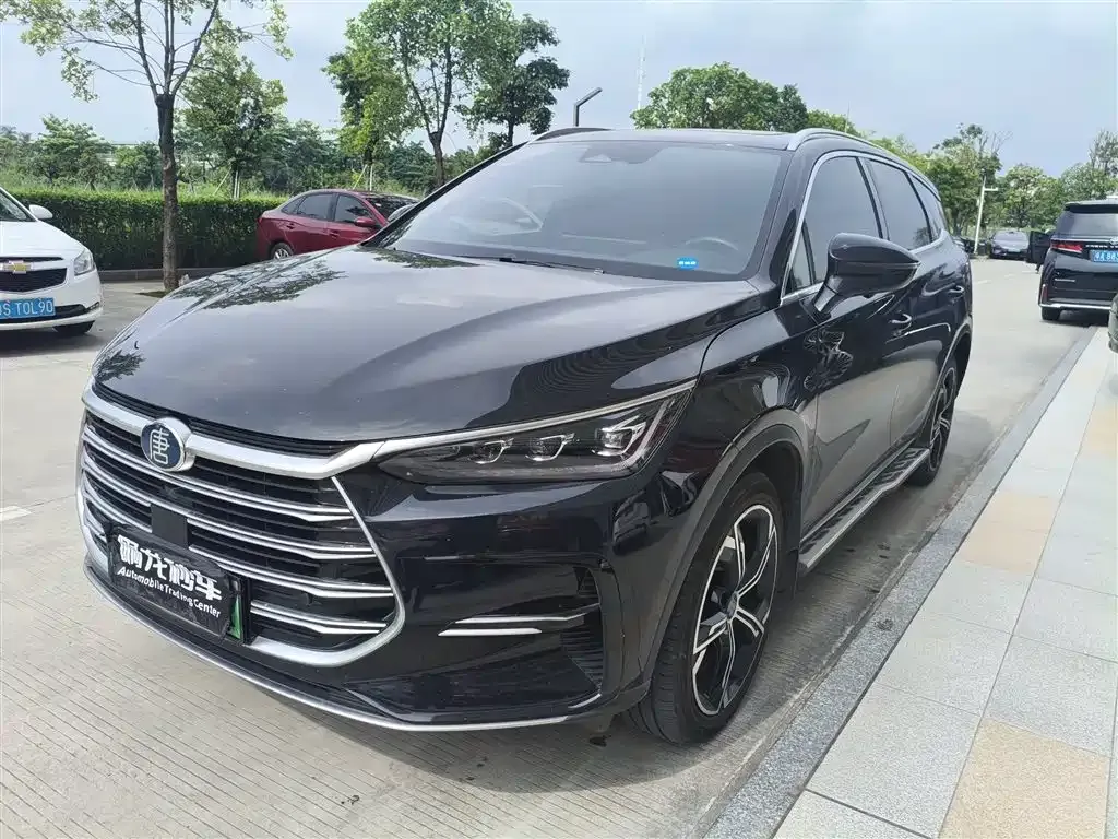 BYD Tang New Energy — фото 1
