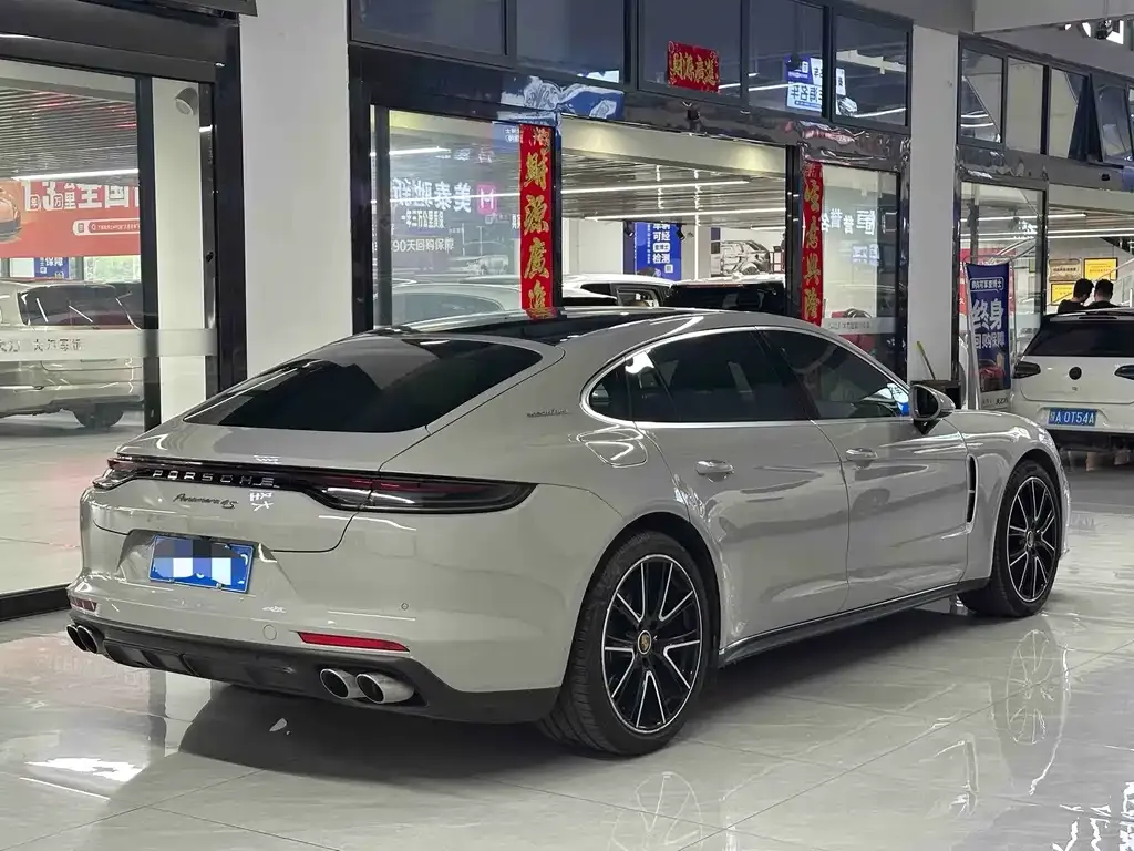 Porsche Panamera — фото 2