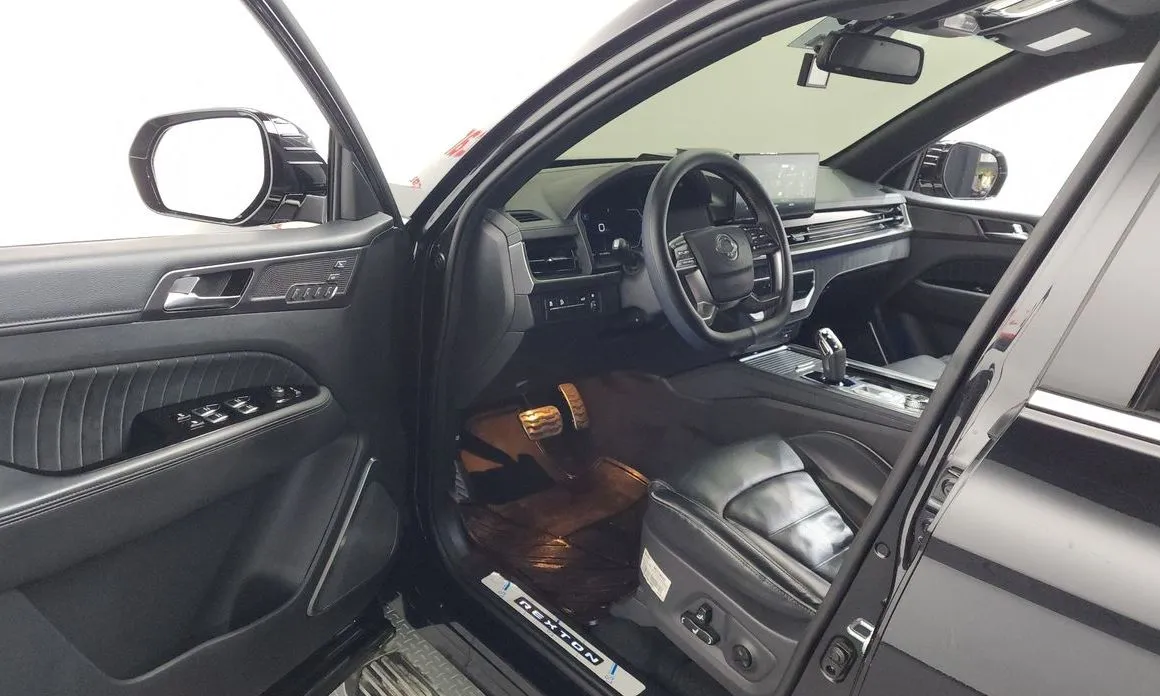 KG Mobility (Ssangyong) Rexton — фото 4